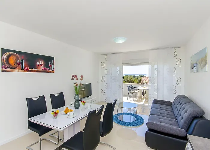 V Apartman